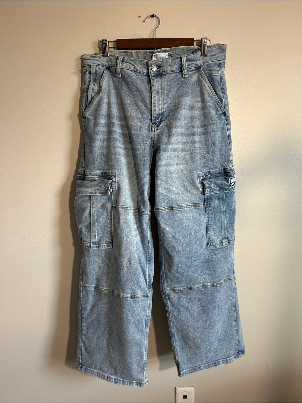 Relaxed Light Blue Cargo Denim Jeans for Men
